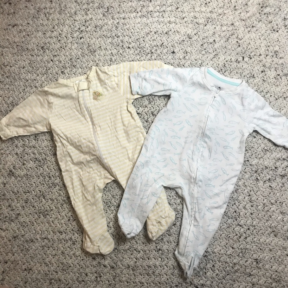 •2 Footie Zip Up Onesies •